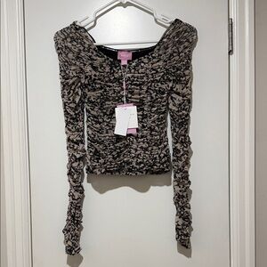 Muse Ruched Long-Sleeve Crop Top in Taupe/Black